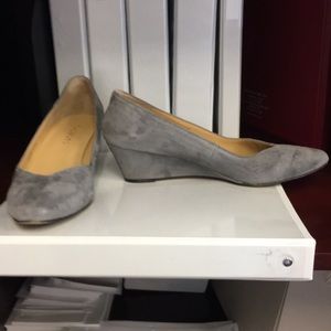 Talbots gray suede wedges sz 7.5
